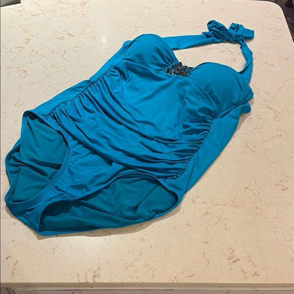 Jantzen Teal Swimsuit bejeweled chest one piece halter top SZ 16
Jeweled sequins